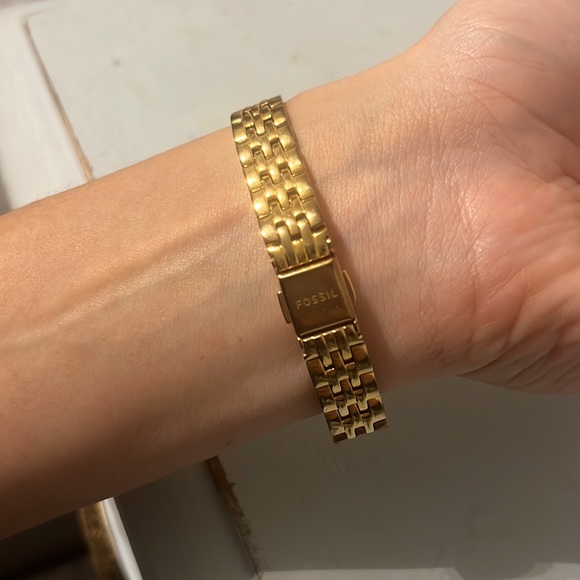 Fossil Watch - Picture 3 of 3